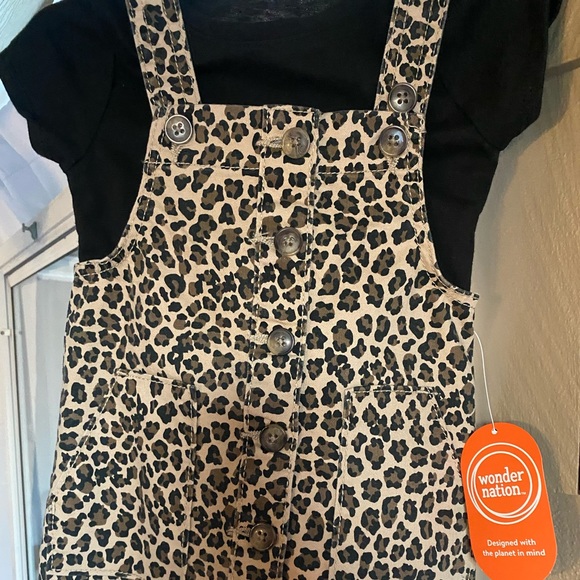 Cheetah overalls with black top 24 months - Picture 2 of 2